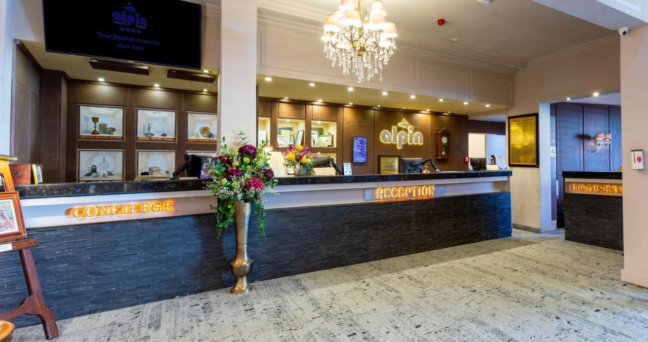 Alpin Resort Hotel Poiana Braşov Exterior foto