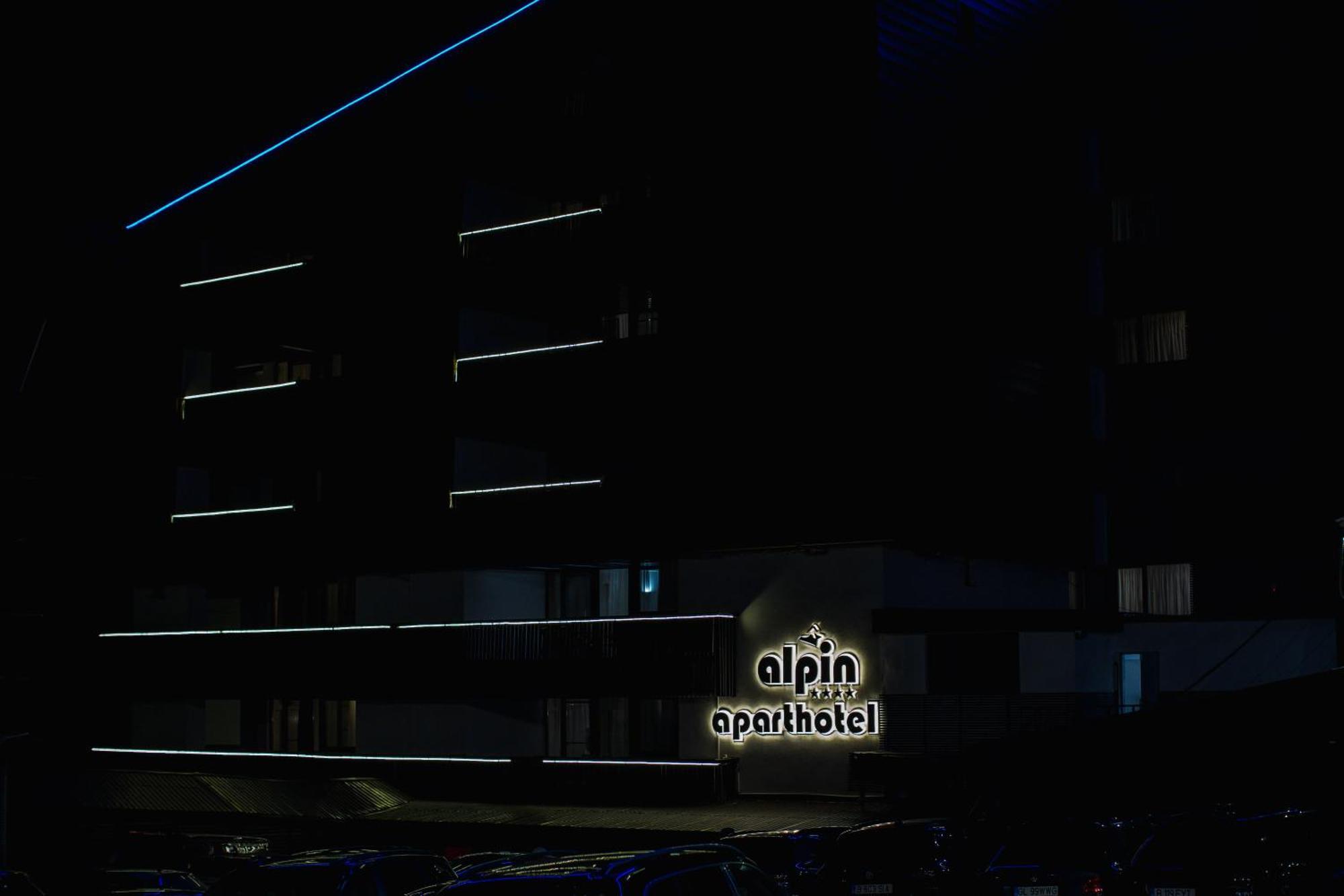 Alpin Resort Hotel Poiana Braşov Exterior foto