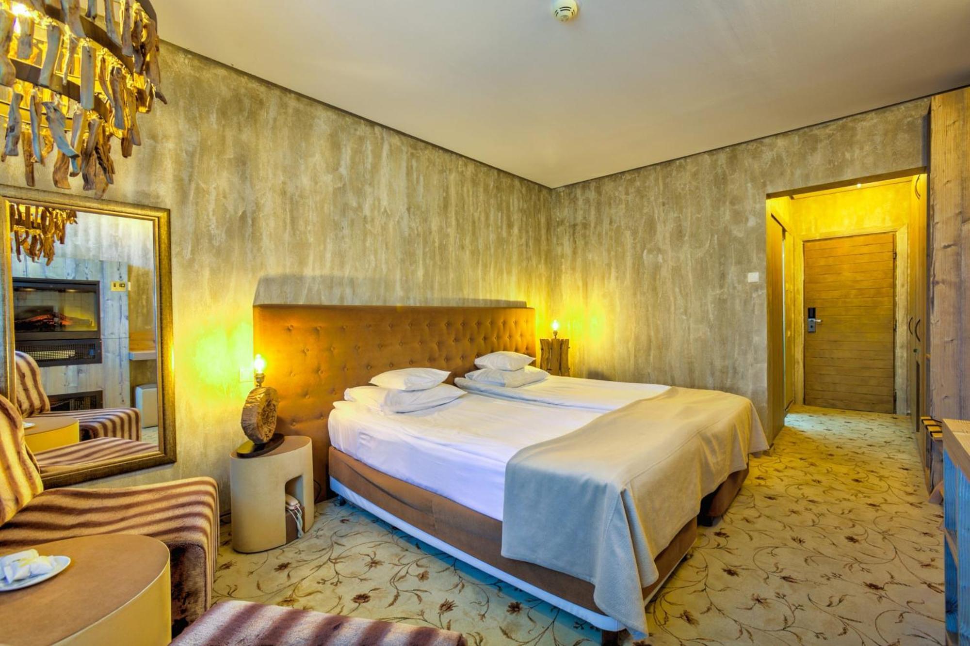 Alpin Resort Hotel Poiana Braşov Exterior foto